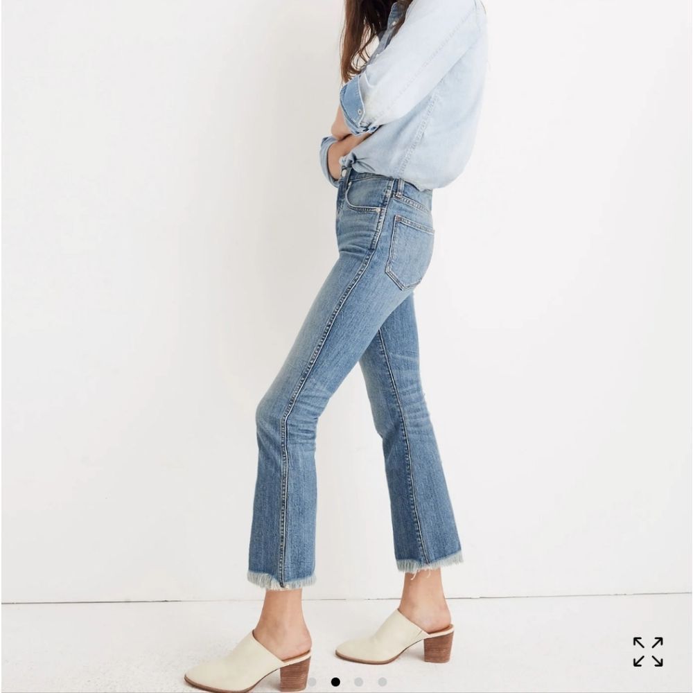 Madewell Blue Cropped Jeans - Picture 2 of 14